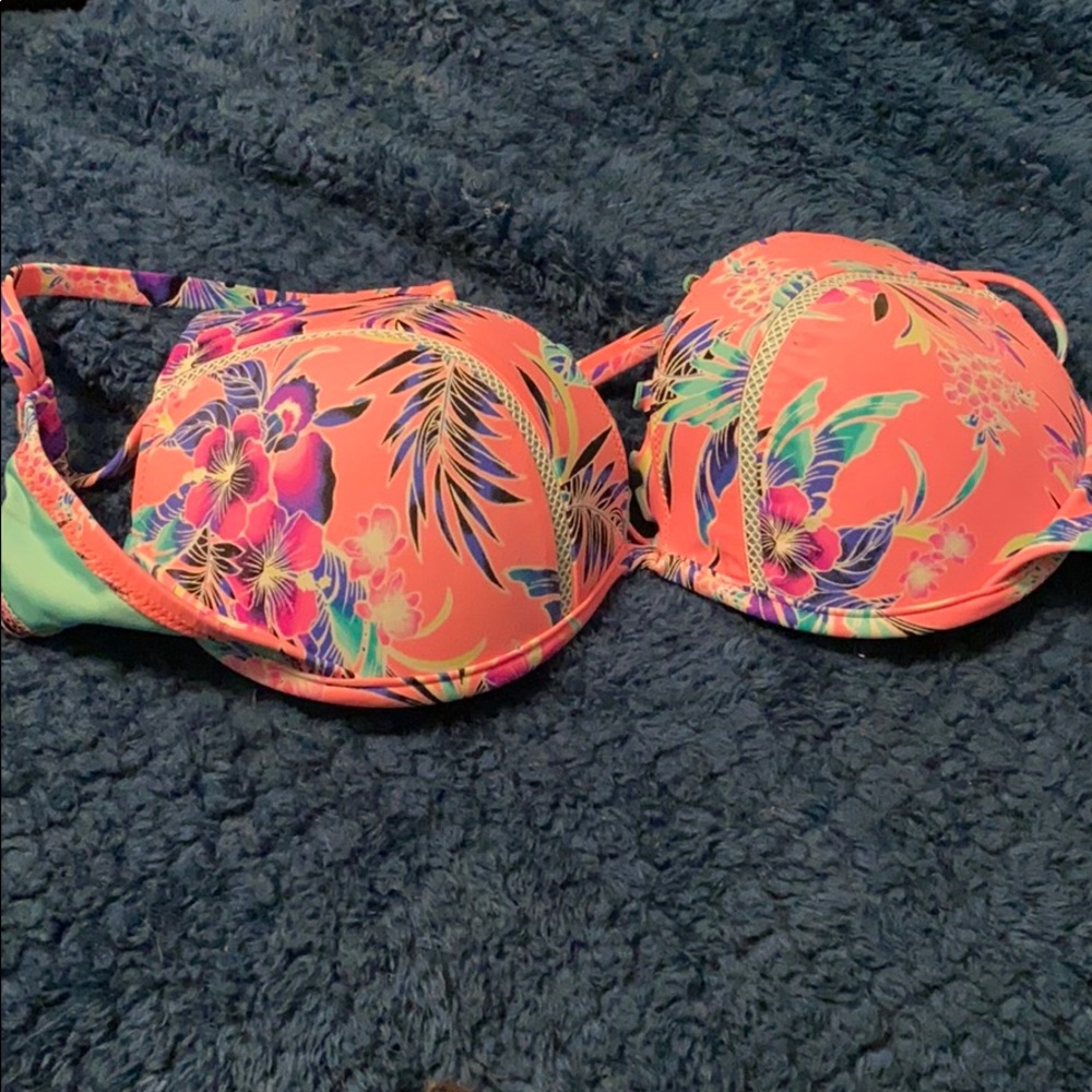 Padded bikini top